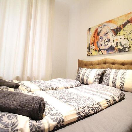 Private Double Bedroom Rf2 Vienna Exterior photo